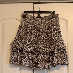 Lauren Ralph Lauren Black and White Tiered Skirt Elastic Smocked Waist Sz 6
